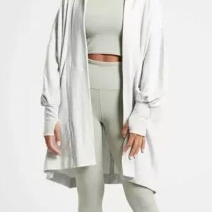 GUC Athleta Mantra Wrap Cardigan Light Gray Marl Oversized Fit Medium